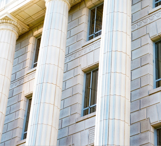 Court columns